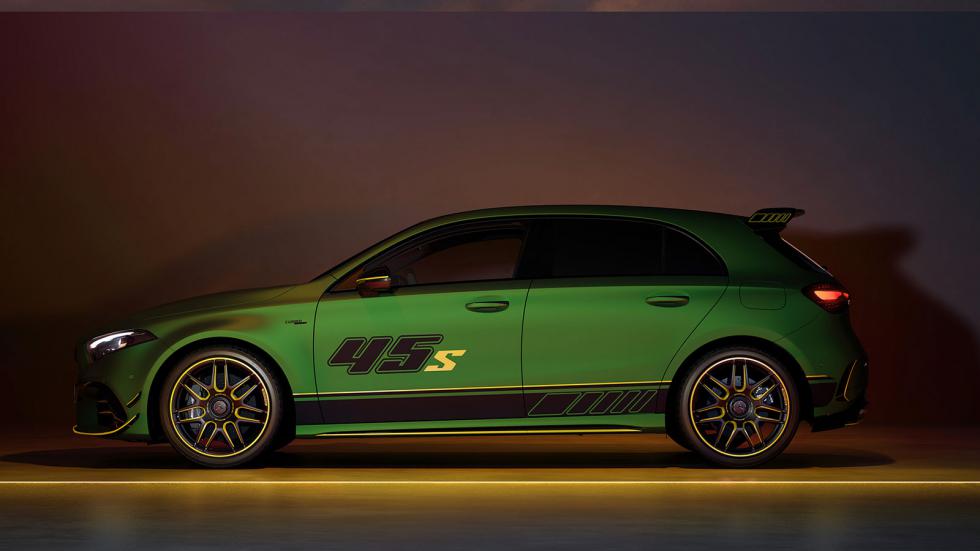 Πράσινη και... κολασμένη στη νέα της έκδοση η Mercedes-AMG A 45 S